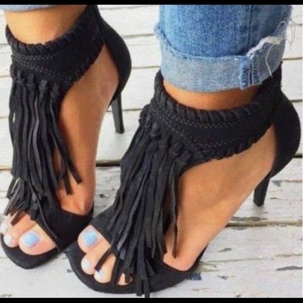 Fringe heel sandals; NEVER WORN! Cute & Classy!